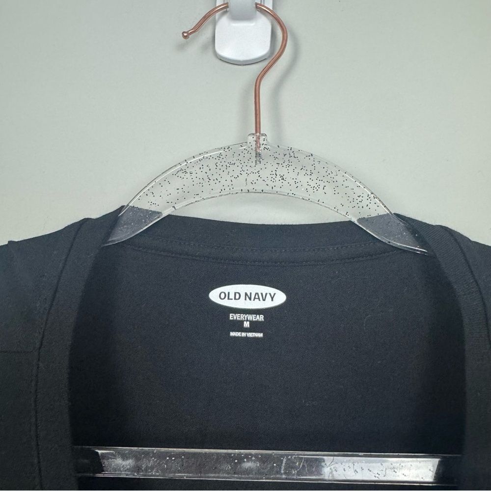 OLD NAVY | NEW Black Long Sleeve Everywear Crewneck Shirt Women’s Size Medium - Picture 6 of 8